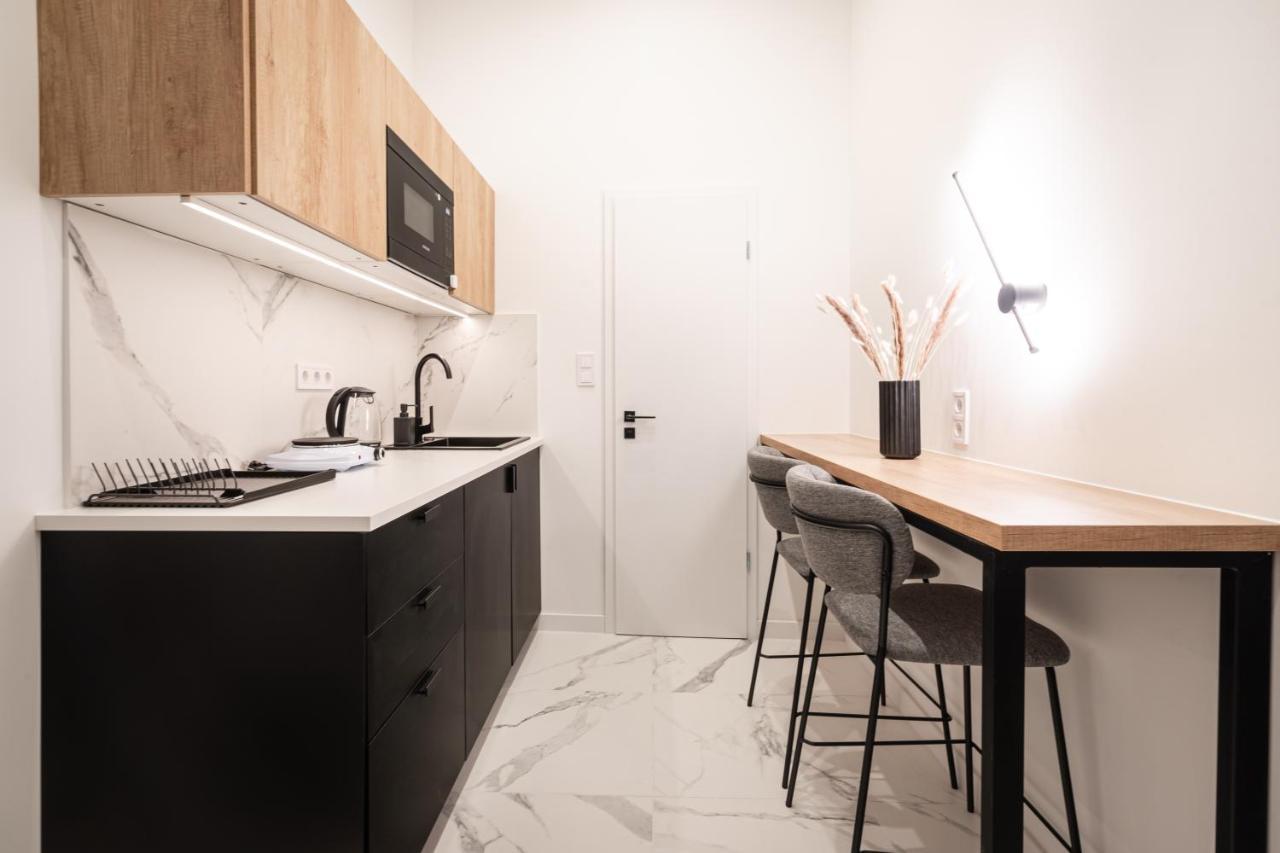E56 - Grand Boulevard Heritage Residence - Best Location By Bqa 부다페스트 외부 사진