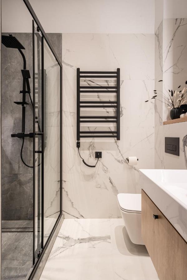 E56 - Grand Boulevard Heritage Residence - Best Location By Bqa 부다페스트 외부 사진