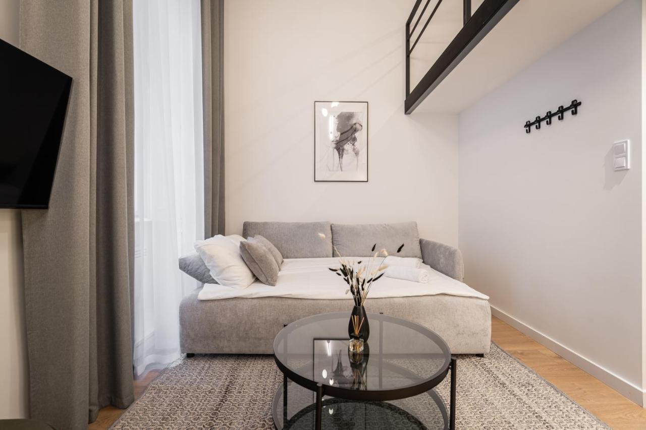 E56 - Grand Boulevard Heritage Residence - Best Location By Bqa 부다페스트 외부 사진