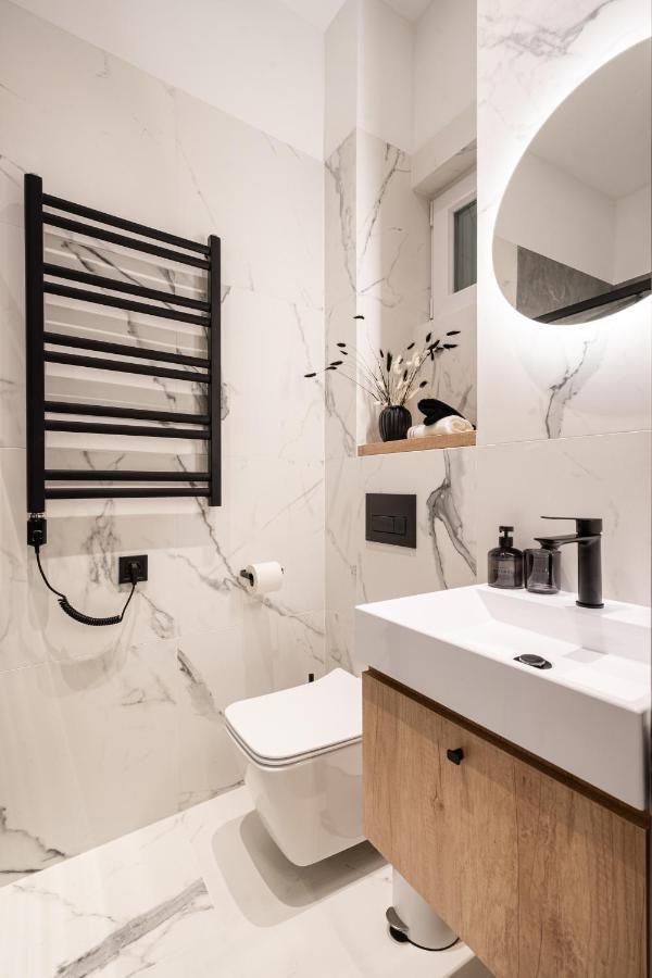 E56 - Grand Boulevard Heritage Residence - Best Location By Bqa 부다페스트 외부 사진